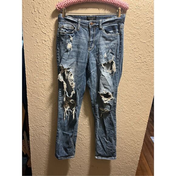 Judy Blue Distressed Boyfriend Fit Jeans Woman’s Size 28 - Picture 1 of 14